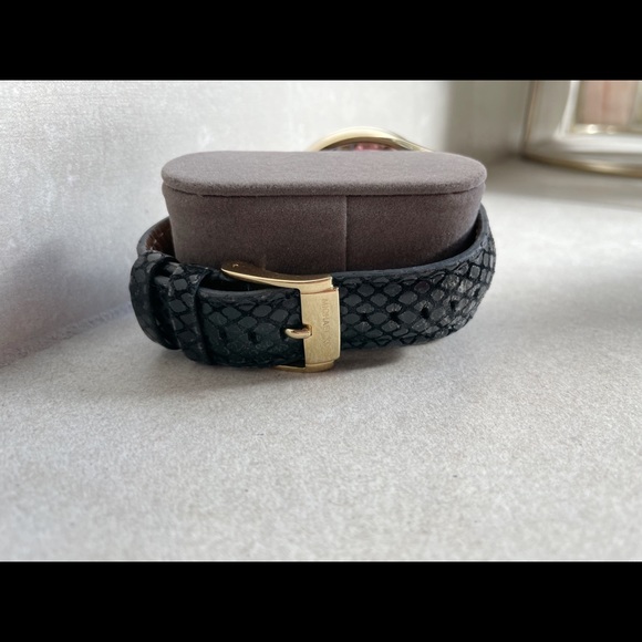 Michael Kors MK2310 Gold-Tone Glitz Layton Watch - Picture 5 of 6